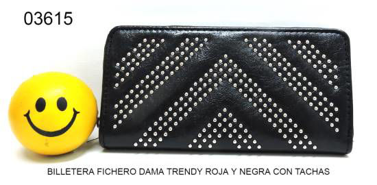 Imagen de BILLETERA FICHERO DAMA TRENDY RJO/NEGRO C/TACHAS 10.23